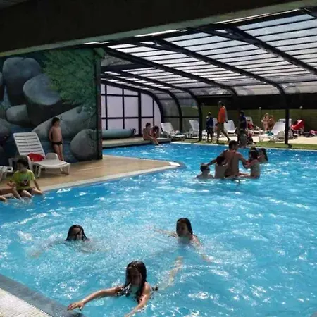 3 Etoiles - Piscine - Ccafbbc Huelgoat