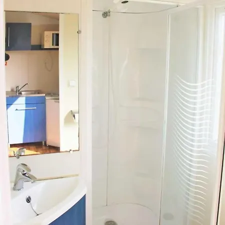 3 Etoiles - Piscine - Ccafbbc * Huelgoat