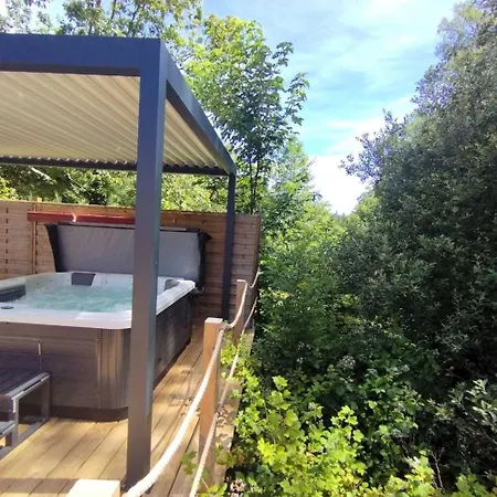 3 Etoiles - Piscine - Ccafbbc Huelgoat