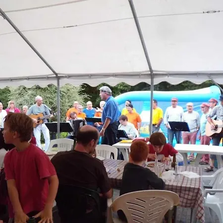 3 Etoiles - Piscine - Ccafbbc Huelgoat